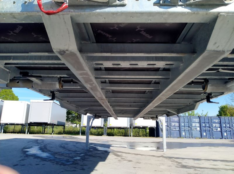 Planenaufbau Kögel BDF-System, 7.450 mm lang.: das Bild 6 Planenaufbau Kögel BDF-System, 7.450 mm lang.: das Bild 6