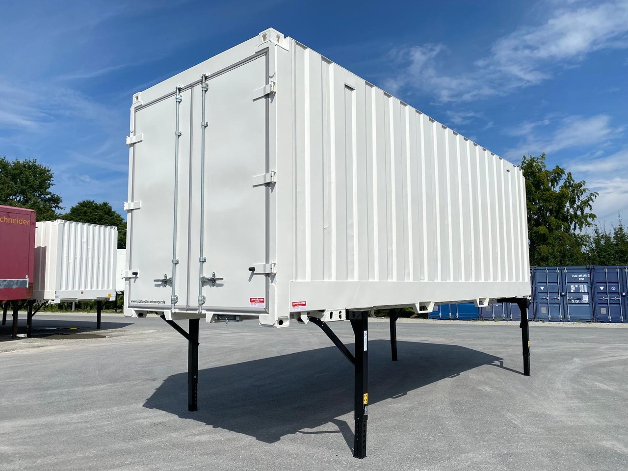 Krone BDF-System 7.45, LACK NEU, FABRIKNEUE Portaltüren - Kofferaufbau: das Bild 2 Krone BDF-System 7.45, LACK NEU, FABRIKNEUE Portaltüren - Kofferaufbau: das Bild 2