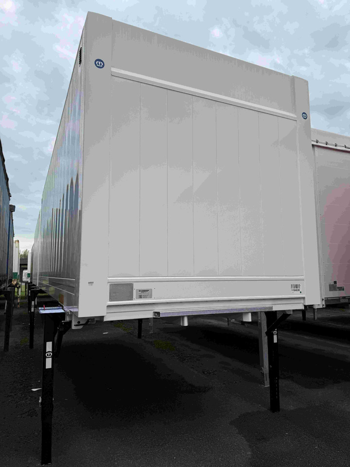 Krone BDF-System, 7.450 mm lang - Kofferaufbau: das Bild 1 Krone BDF-System, 7.450 mm lang - Kofferaufbau: das Bild 1