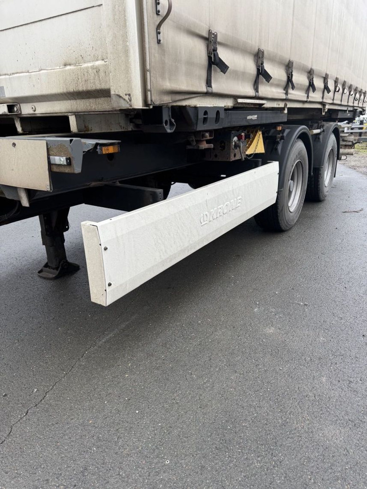 Krone Standard R22,5 hochgekuppelt, - Koffer Anhänger: das Bild 1 Krone Standard R22,5 hochgekuppelt, - Koffer Anhänger: das Bild 1