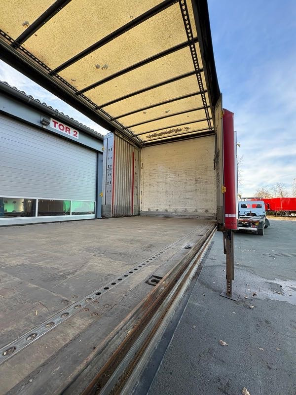 Libner BDF-System, 7.450 mm lang, FALTWAND- Plane / Stabile Seite - Kofferaufbau: das Bild 1 Libner BDF-System, 7.450 mm lang, FALTWAND- Plane / Stabile Seite - Kofferaufbau: das Bild 1