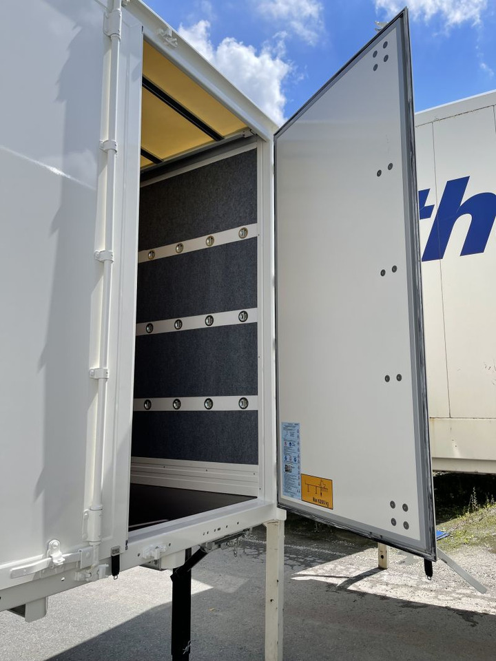 Spier BDF-System, 7.450 mm lang. - Kofferaufbau: das Bild 2 Spier BDF-System, 7.450 mm lang. - Kofferaufbau: das Bild 2