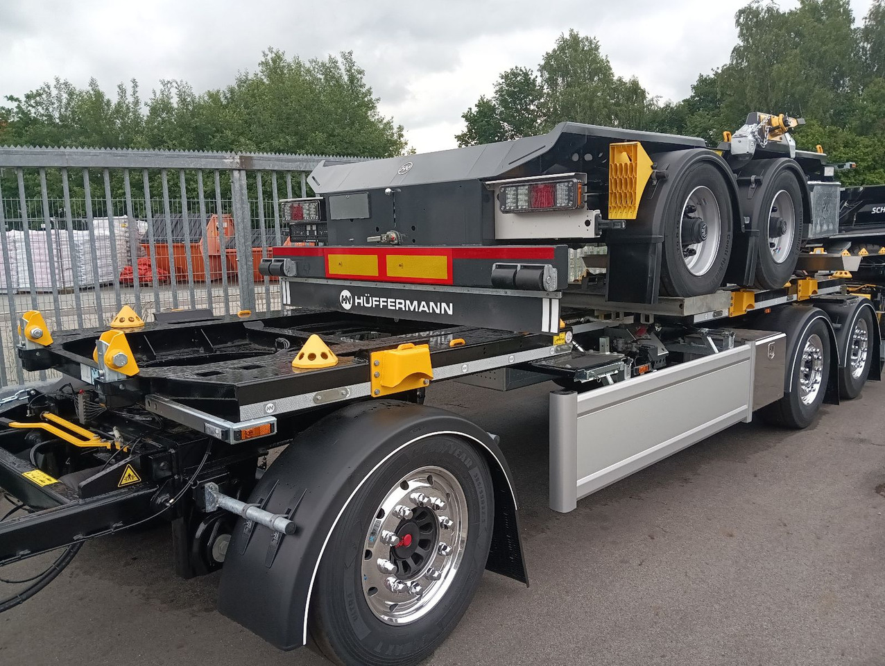 Hüffermann 3-A VARIO-CARRIER SAF NEU VERZINKT LiftAlufelgen - Abrollanhänger/ Absetzanhänger: das Bild 1 Hüffermann 3-A VARIO-CARRIER SAF NEU VERZINKT LiftAlufelgen - Abrollanhänger/ Absetzanhänger: das Bild 1