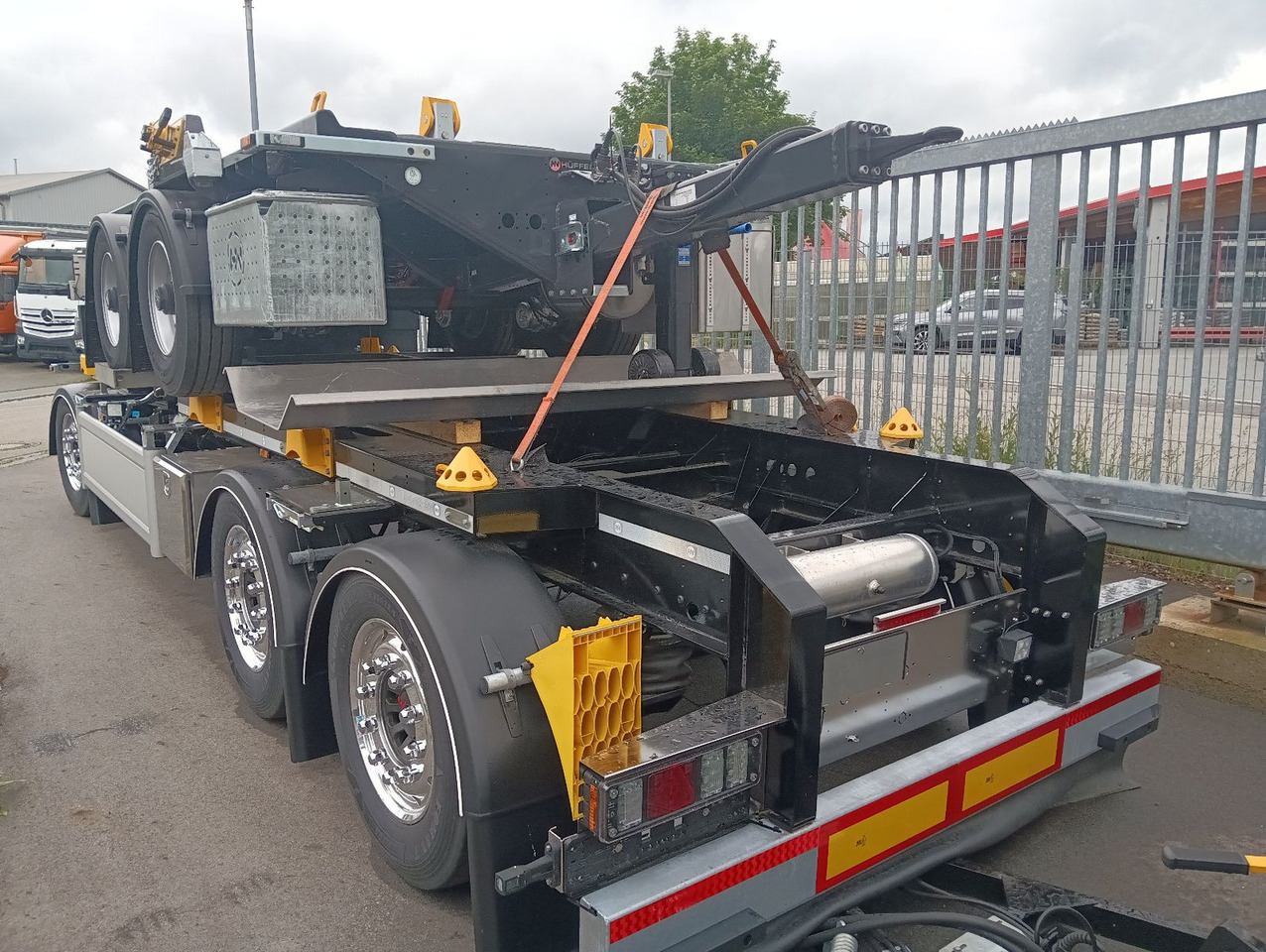 Hüffermann 3-A VARIO-CARRIER SAF NEU VERZINKT LiftAlufelgen - Abrollanhänger/ Absetzanhänger: das Bild 2 Hüffermann 3-A VARIO-CARRIER SAF NEU VERZINKT LiftAlufelgen - Abrollanhänger/ Absetzanhänger: das Bild 2