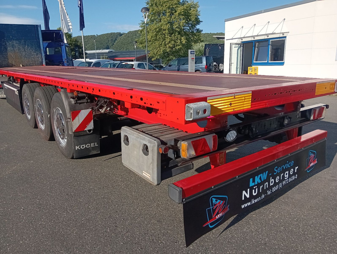 Kögel SN24 Plateau 7xRungen,Palettenkasten, Überbreite - Pritschenauflieger/ Plattformauflieger: das Bild 2 Kögel SN24 Plateau 7xRungen,Palettenkasten, Überbreite - Pritschenauflieger/ Plattformauflieger: das Bild 2