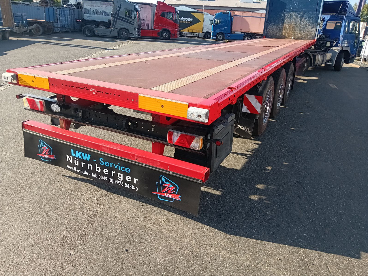 Kögel SN24 Plateau 7xRungen,Palettenkasten, Überbreite - Pritschenauflieger/ Plattformauflieger: das Bild 3 Kögel SN24 Plateau 7xRungen,Palettenkasten, Überbreite - Pritschenauflieger/ Plattformauflieger: das Bild 3