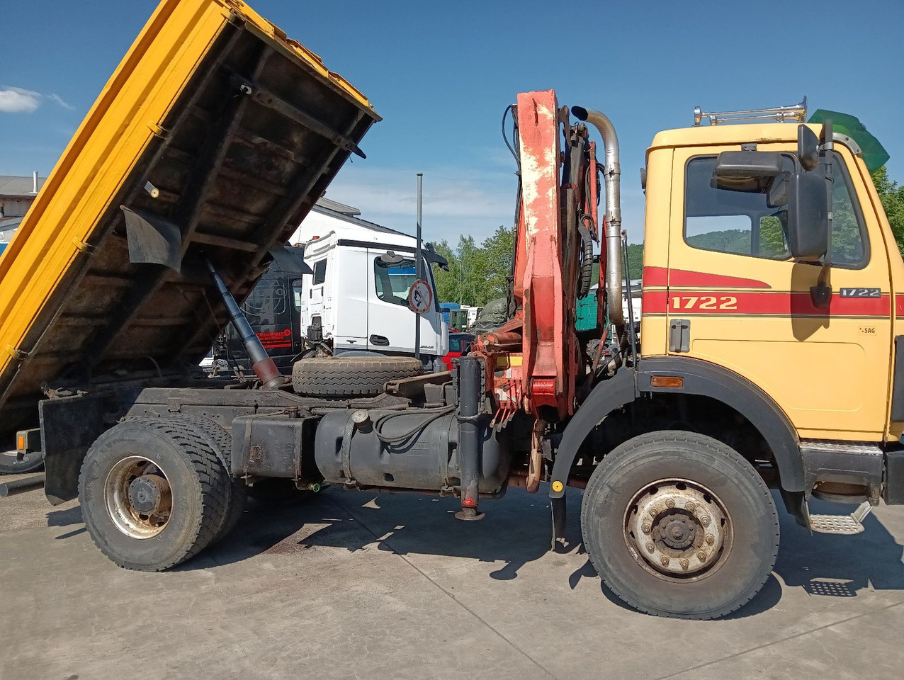 Mercedes-Benz SK 1722 AK 4x4 Blatt Schalter PalfingerPK10500A4 - Kipper, Autokran: das Bild 2 Mercedes-Benz SK 1722 AK 4x4 Blatt Schalter PalfingerPK10500A4 - Kipper, Autokran: das Bild 2