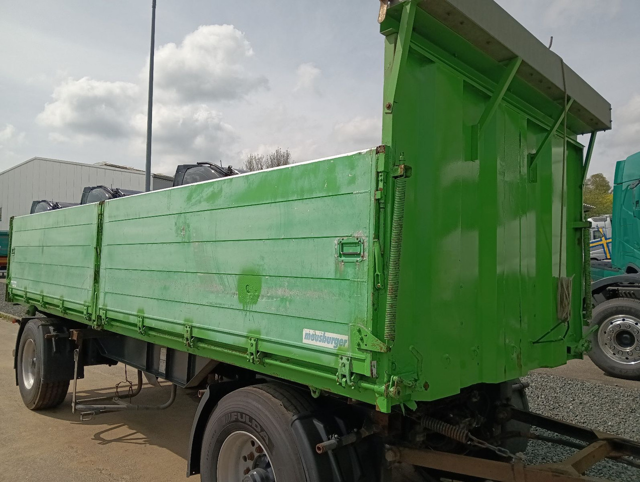 Meusburger 2-A 3-Seitenkipper 16m3 Getreide Alufelgen 4,6t - Kipper Anhänger: das Bild 3 Meusburger 2-A 3-Seitenkipper 16m3 Getreide Alufelgen 4,6t - Kipper Anhänger: das Bild 3
