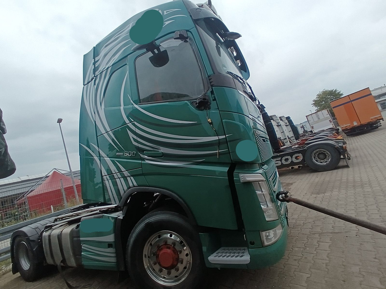 Volvo FH 500 4x2T X-Track Globe I-PARC HydraulikUNFALL - Sattelzugmaschine: das Bild 5 Volvo FH 500 4x2T X-Track Globe I-PARC HydraulikUNFALL - Sattelzugmaschine: das Bild 5