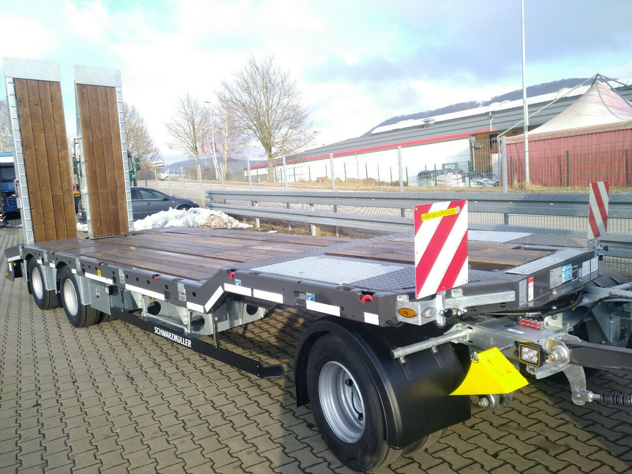 Schwarzmüller 3-A hydr.Rampen Baggermulde Spritzverzinkt Eiche - Tieflader Anhänger: das Bild 1 Schwarzmüller 3-A hydr.Rampen Baggermulde Spritzverzinkt Eiche - Tieflader Anhänger: das Bild 1