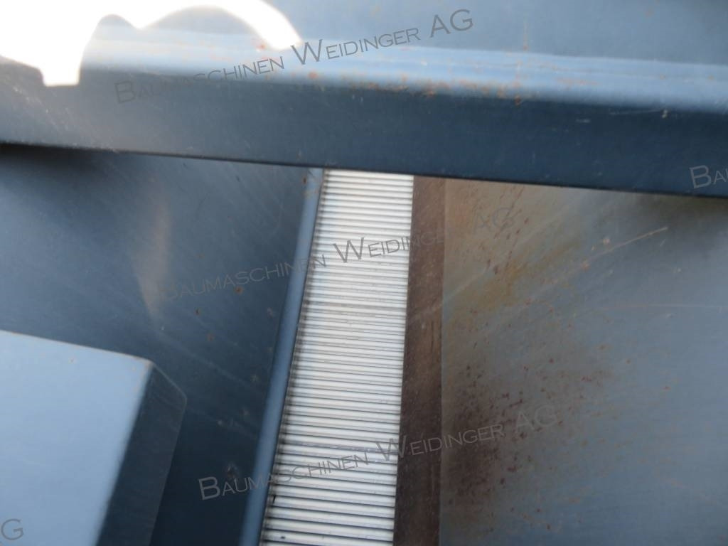 Bomag BS 150 - Salzstreuer: das Bild 5 Bomag BS 150 - Salzstreuer: das Bild 5