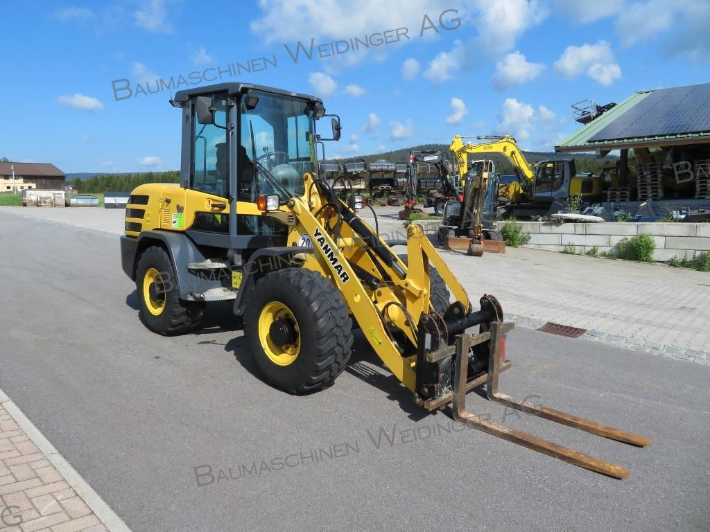 Yanmar V 80 - Radlader: das Bild 1 Yanmar V 80 - Radlader: das Bild 1