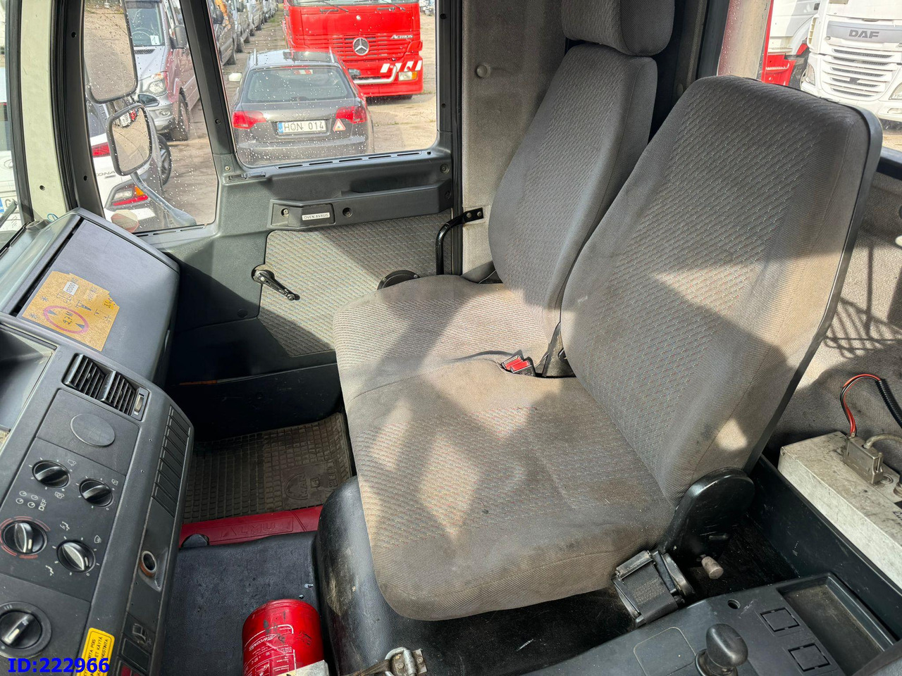 Abschleppwagen MAN 12.224: das Bild 14