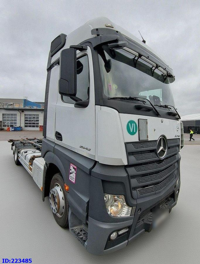 MERCEDES-BENZ Actros 2542 6x2 Euro6 - Containerwagen/ Wechselfahrgestell LKW: das Bild 4 MERCEDES-BENZ Actros 2542 6x2 Euro6 - Containerwagen/ Wechselfahrgestell LKW: das Bild 4