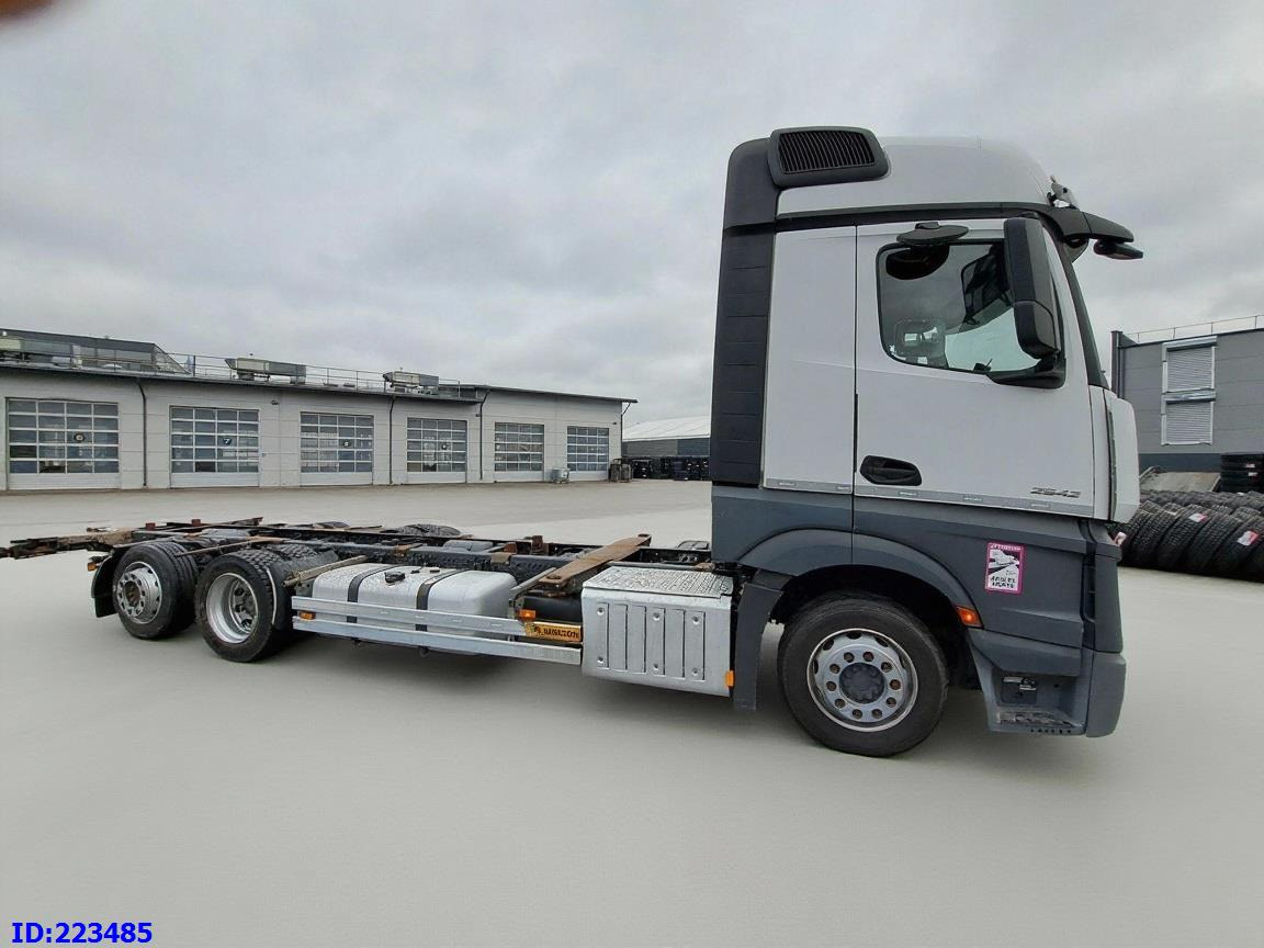 MERCEDES-BENZ Actros 2542 6x2 Euro6 - Containerwagen/ Wechselfahrgestell LKW: das Bild 5 MERCEDES-BENZ Actros 2542 6x2 Euro6 - Containerwagen/ Wechselfahrgestell LKW: das Bild 5