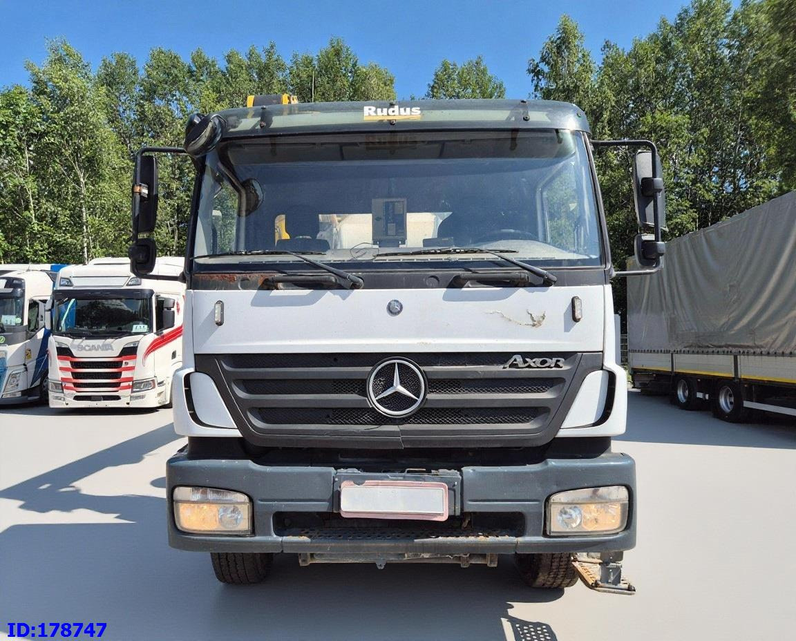 MERCEDES-BENZ Axor 2633 6x4 Schwing 750 - Betonpumpe: das Bild 2 MERCEDES-BENZ Axor 2633 6x4 Schwing 750 - Betonpumpe: das Bild 2
