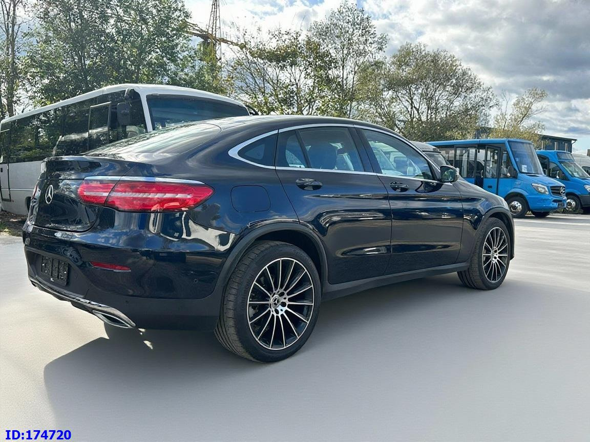 MERCEDES-BENZ GLC Coupe 220 4x4 - SUV/ Geländewagen: das Bild 4 MERCEDES-BENZ GLC Coupe 220 4x4 - SUV/ Geländewagen: das Bild 4
