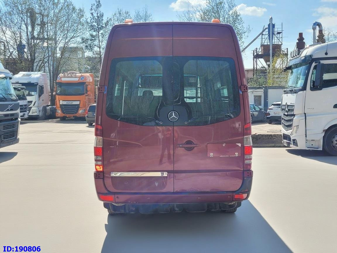 Linienbus MERCEDES-BENZ Sprinter 518 - 22 Place: das Bild 7