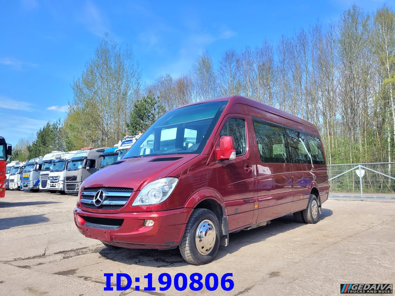 MERCEDES-BENZ Sprinter 518 - 22 Place - Linienbus: das Bild 1 MERCEDES-BENZ Sprinter 518 - 22 Place - Linienbus: das Bild 1