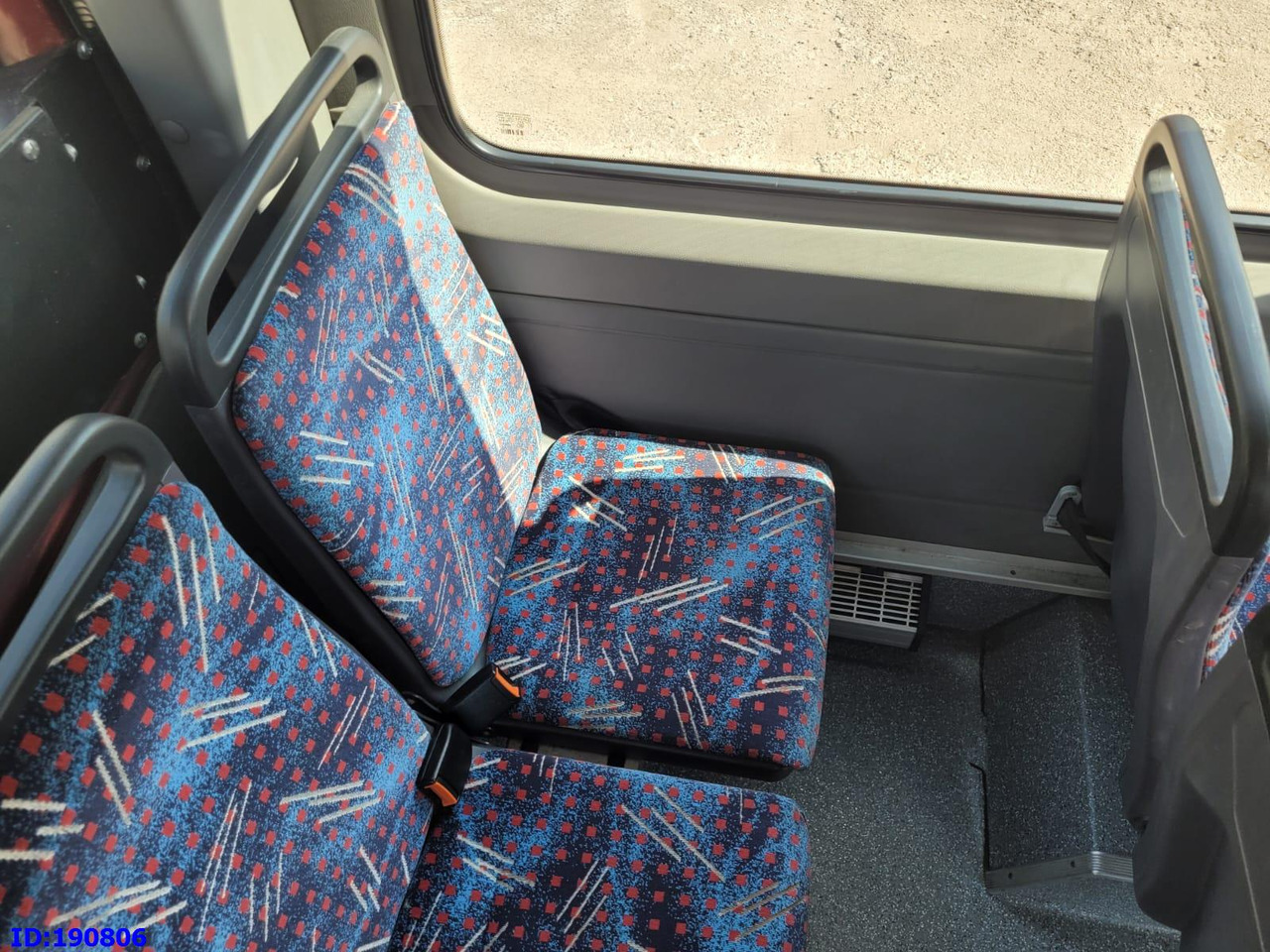 Linienbus MERCEDES-BENZ Sprinter 518 - 22 Place: das Bild 18