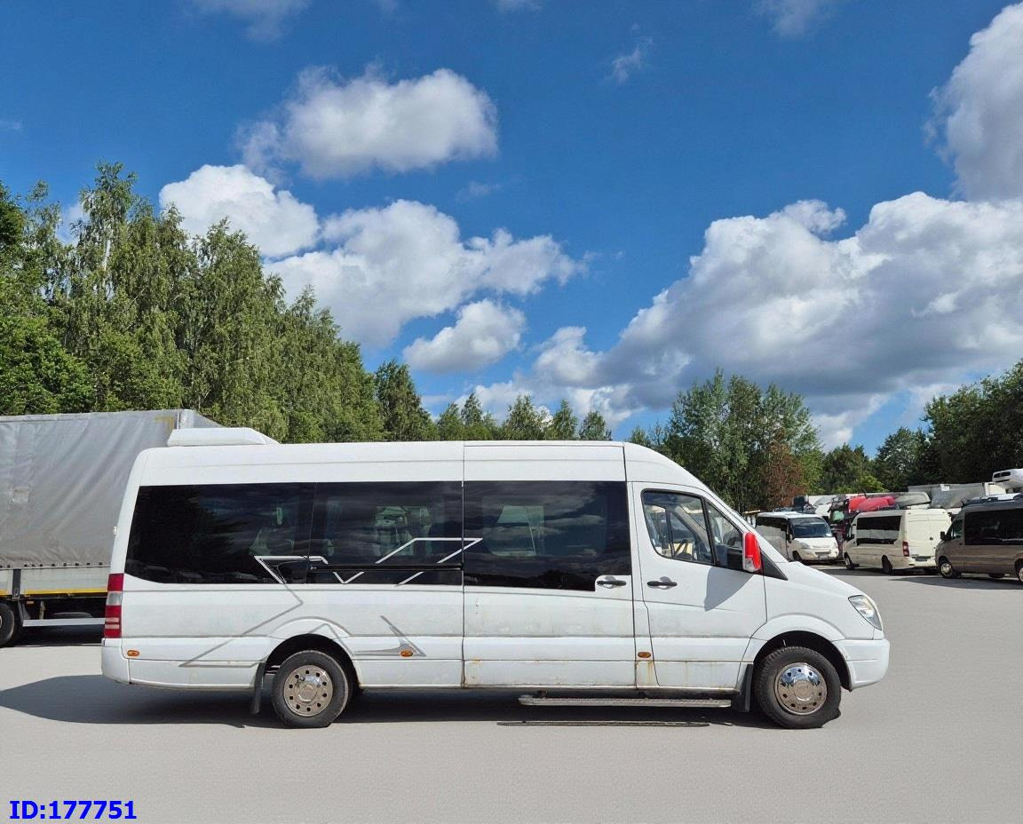 MERCEDES-BENZ Sprinter 518 - VIP - 17-seater - Kleinbus, Personentransporter: das Bild 5 MERCEDES-BENZ Sprinter 518 - VIP - 17-seater - Kleinbus, Personentransporter: das Bild 5