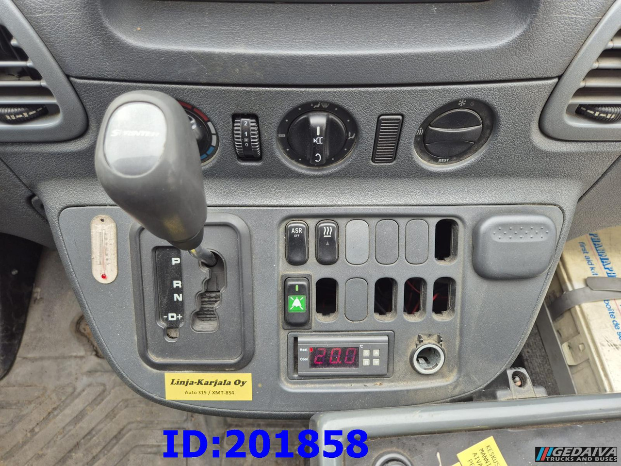 Linienbus MERCEDES-BENZ Sprinter 616 - 27 Place: das Bild 12