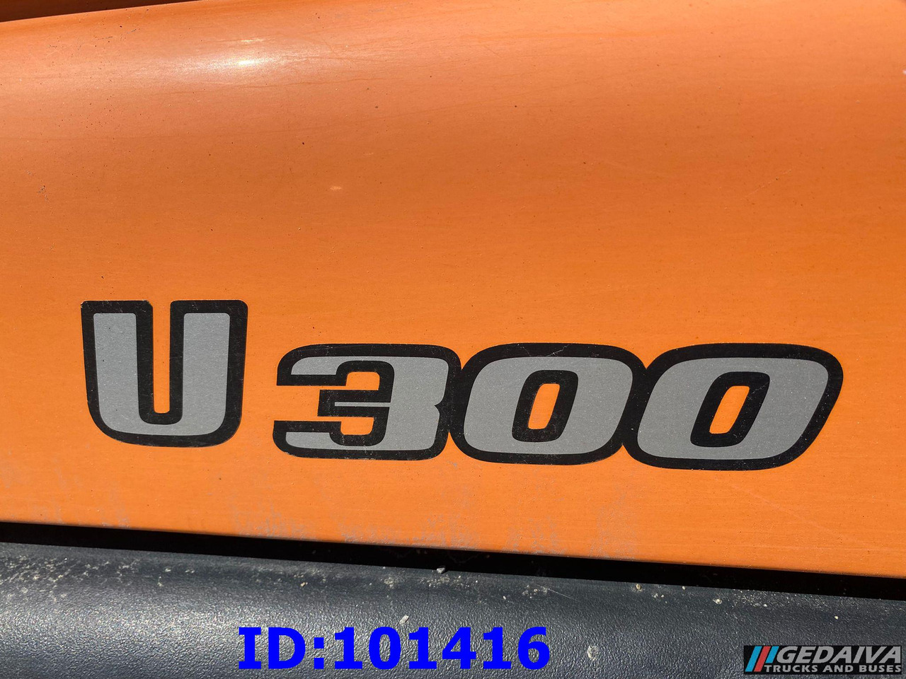 Schneeräumfahrzeug MERCEDES-BENZ Unimog U300 4X4: das Bild 13 Schneeräumfahrzeug MERCEDES-BENZ Unimog U300 4X4: das Bild 13