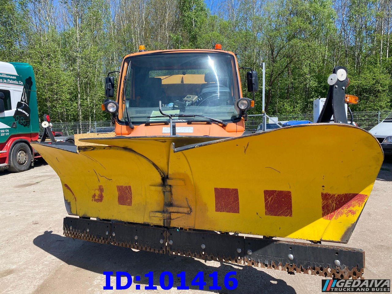 Schneeräumfahrzeug MERCEDES-BENZ Unimog U300 4X4: das Bild 6 Schneeräumfahrzeug MERCEDES-BENZ Unimog U300 4X4: das Bild 6