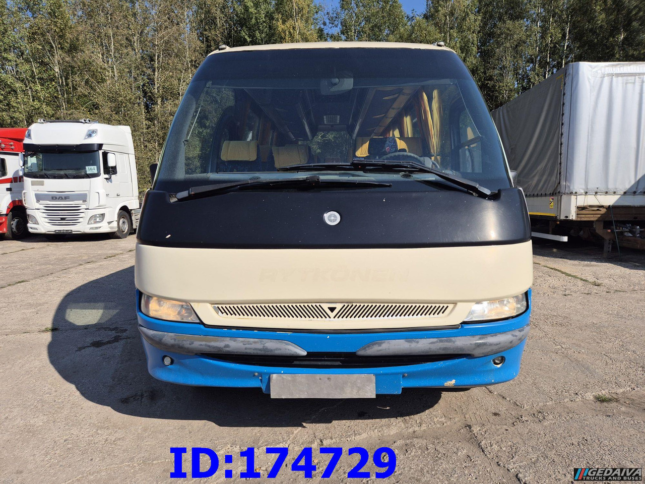 MERCEDES-BENZ Vario 815 26-Seater - Reisebus: das Bild 2 MERCEDES-BENZ Vario 815 26-Seater - Reisebus: das Bild 2