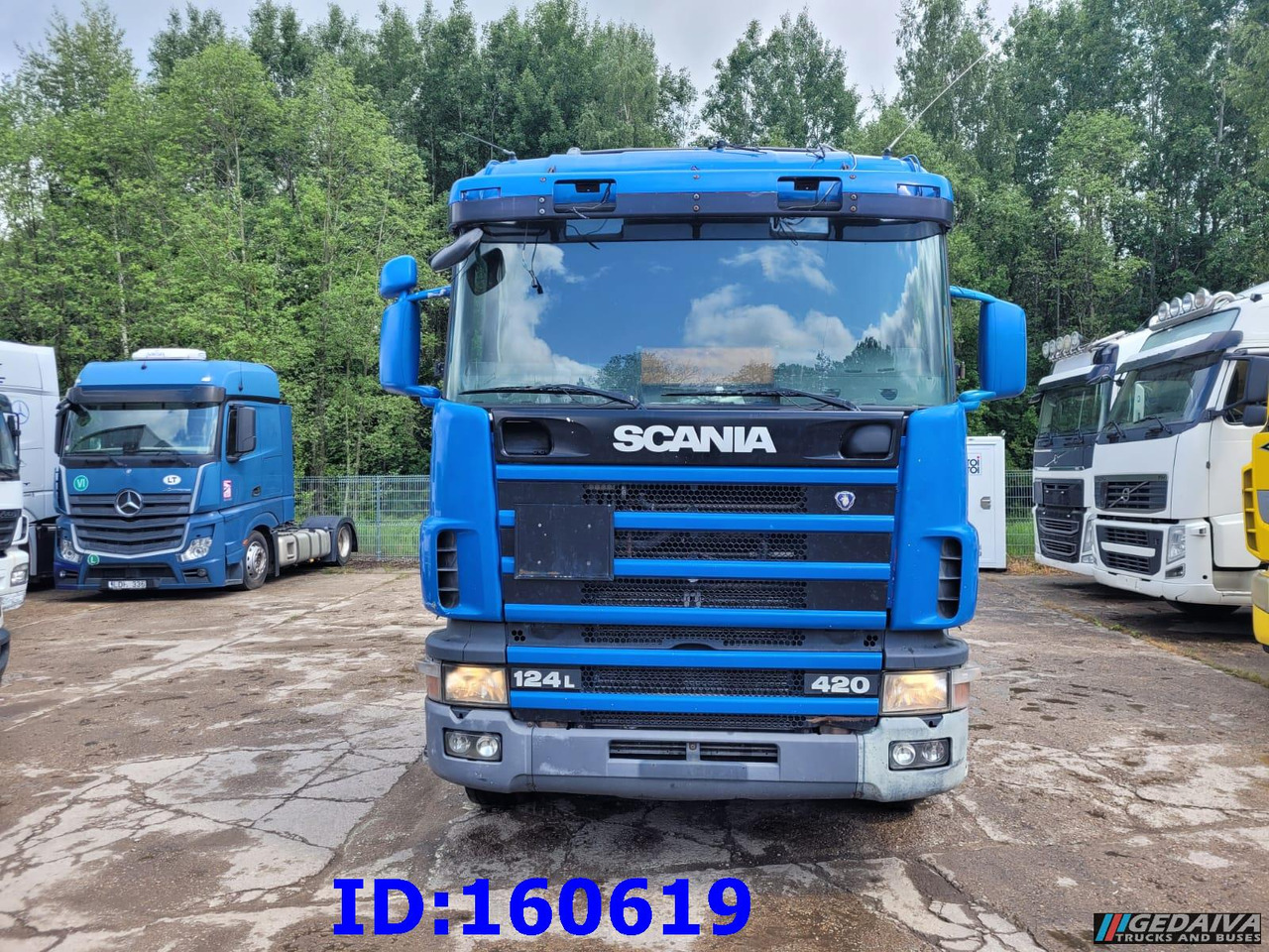 SCANIA 124 420 6x2 Manual Retarder - Fahrgestell LKW: das Bild 2 SCANIA 124 420 6x2 Manual Retarder - Fahrgestell LKW: das Bild 2