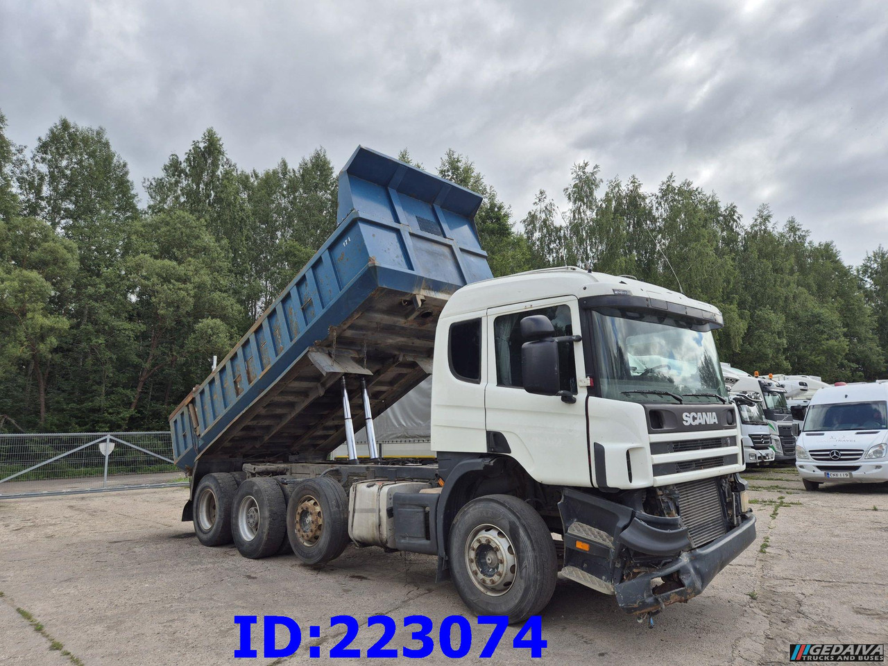SCANIA 124 8x2 - Manual - Full steel - Kipper: das Bild 4 SCANIA 124 8x2 - Manual - Full steel - Kipper: das Bild 4