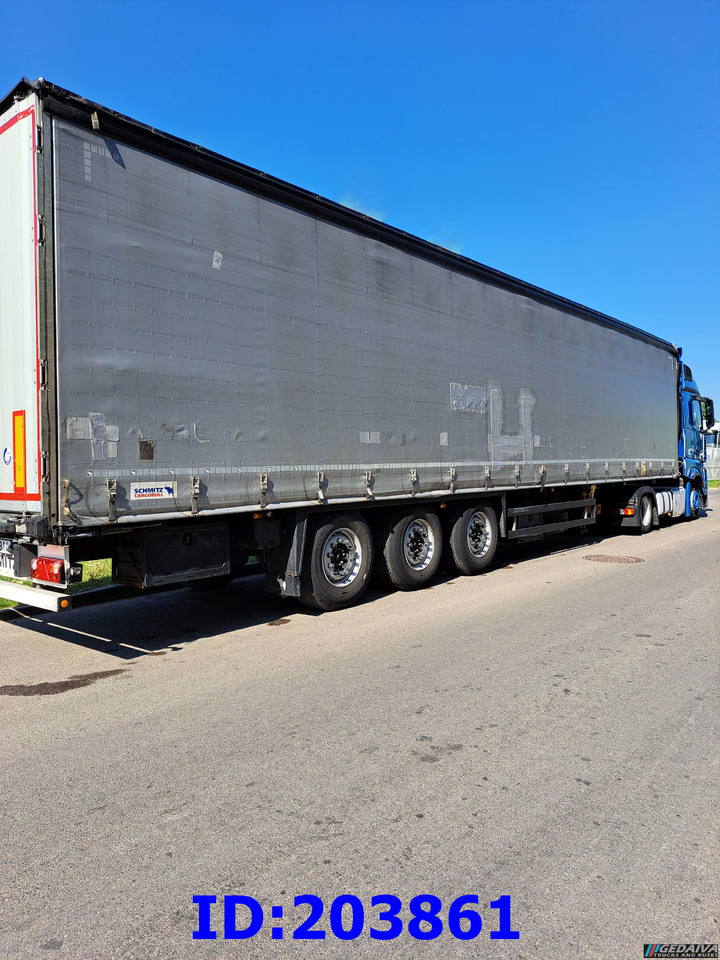 Planenauflieger SCHMITZ CARGOBULL: das Bild 9