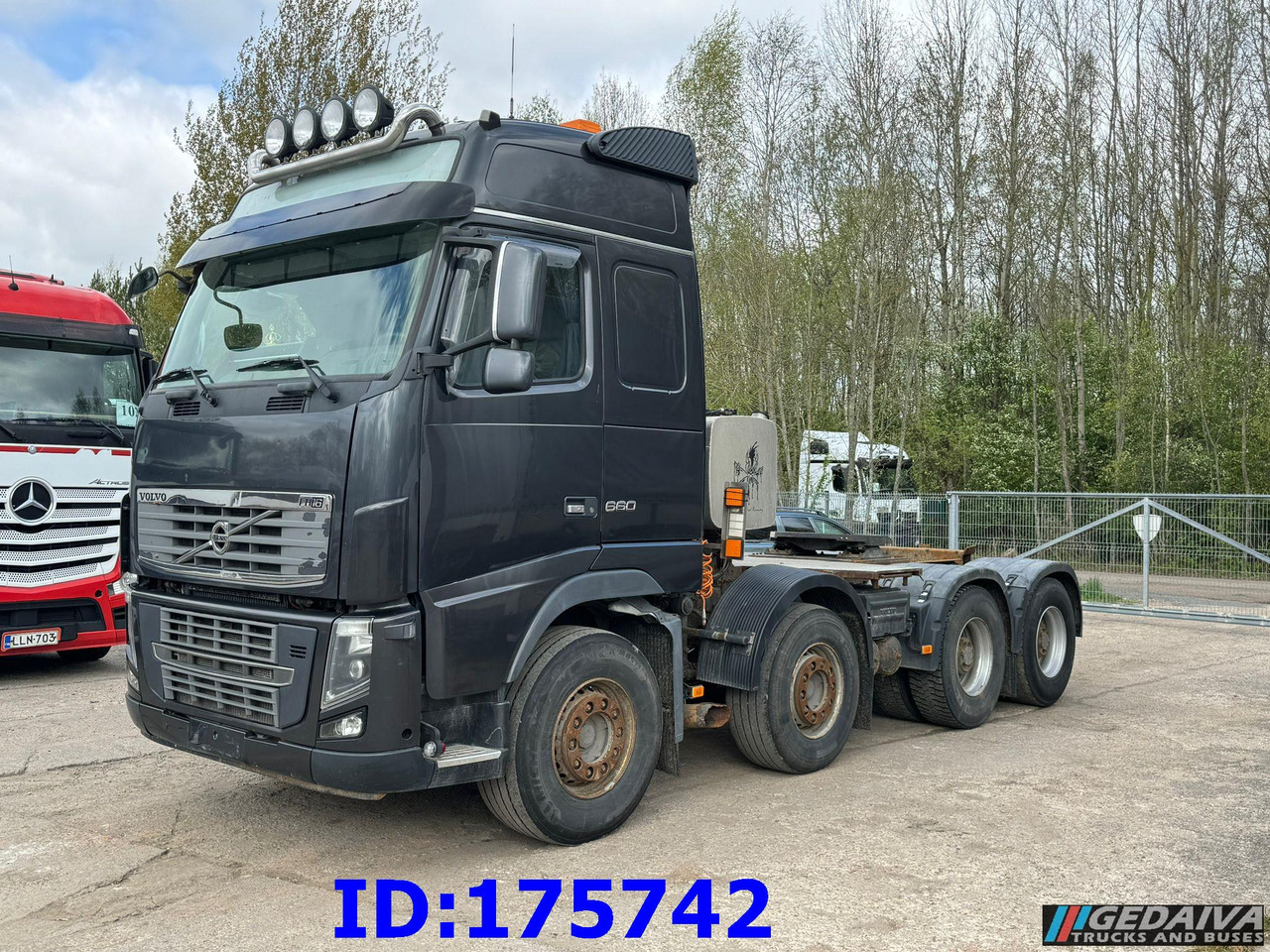 VOLVO FH16 660HP 8x4 - Sattelzugmaschine: das Bild 1 VOLVO FH16 660HP 8x4 - Sattelzugmaschine: das Bild 1