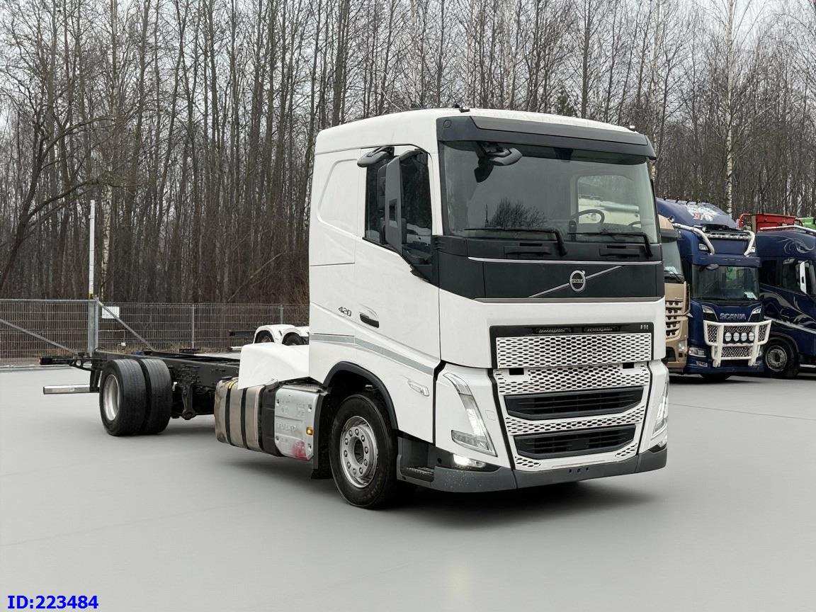 VOLVO FH13 420HP - Fahrgestell LKW: das Bild 4 VOLVO FH13 420HP - Fahrgestell LKW: das Bild 4