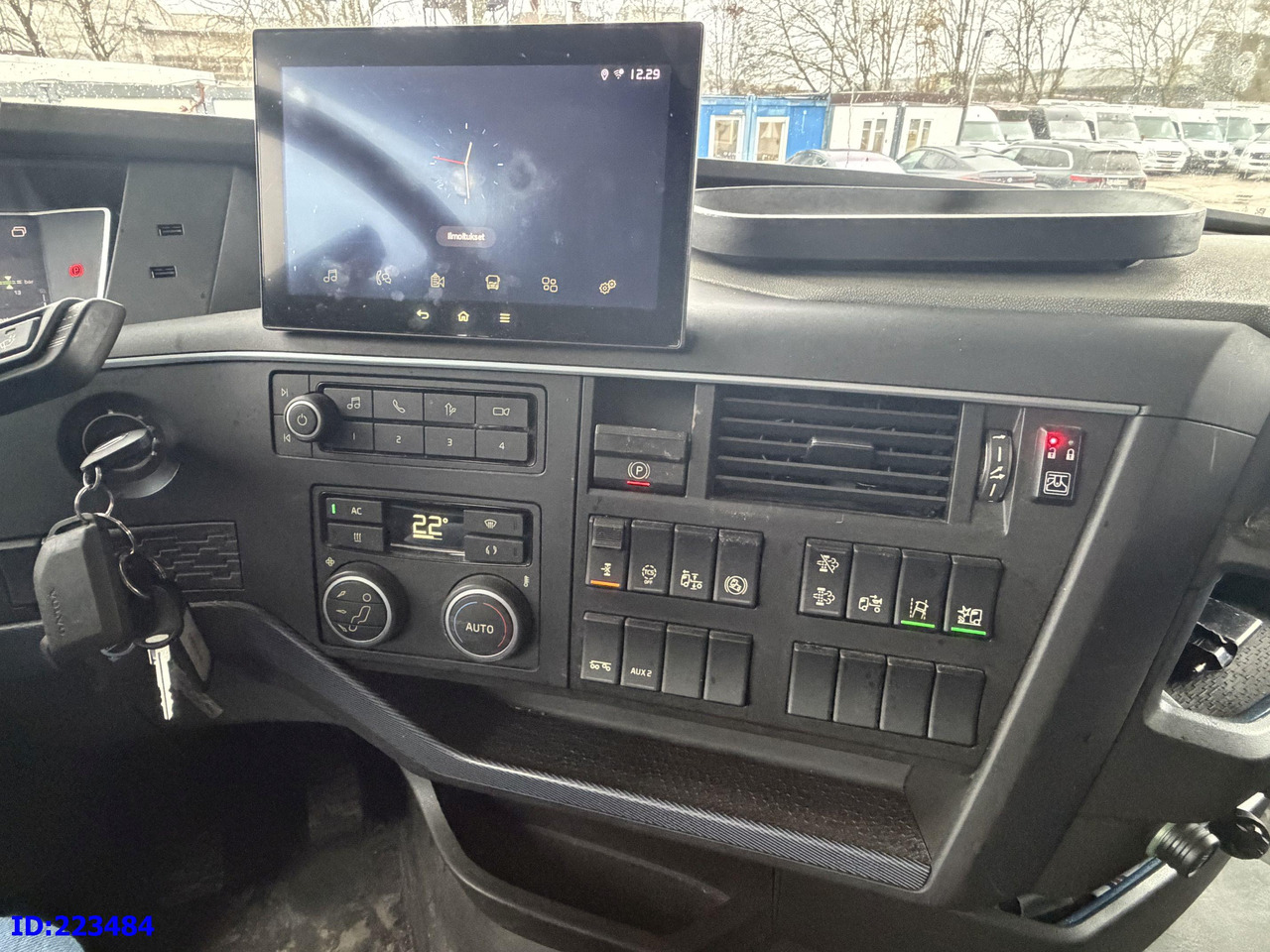 Fahrgestell LKW VOLVO FH13 420HP: das Bild 12