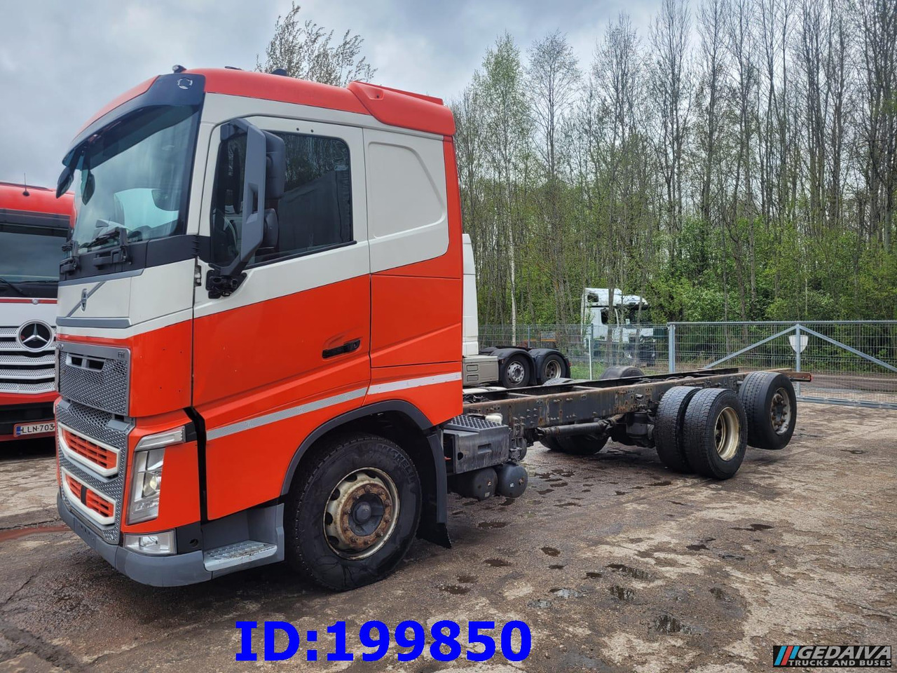 VOLVO FH13 540HP 6x2 Euro6 - Fahrgestell LKW: das Bild 1 VOLVO FH13 540HP 6x2 Euro6 - Fahrgestell LKW: das Bild 1