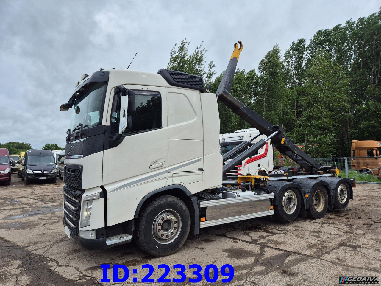 VOLVO FH13 540HP 8x2 Hook lift (2axles steering - 2 axles lifting) - Abrollkipper: das Bild 1 VOLVO FH13 540HP 8x2 Hook lift (2axles steering - 2 axles lifting) - Abrollkipper: das Bild 1