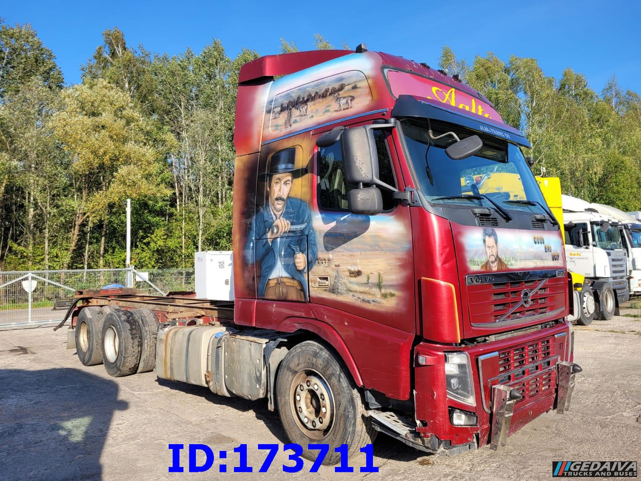 VOLVO FH16 700HP 6x4 Euro5 - Fahrgestell LKW: das Bild 4 VOLVO FH16 700HP 6x4 Euro5 - Fahrgestell LKW: das Bild 4