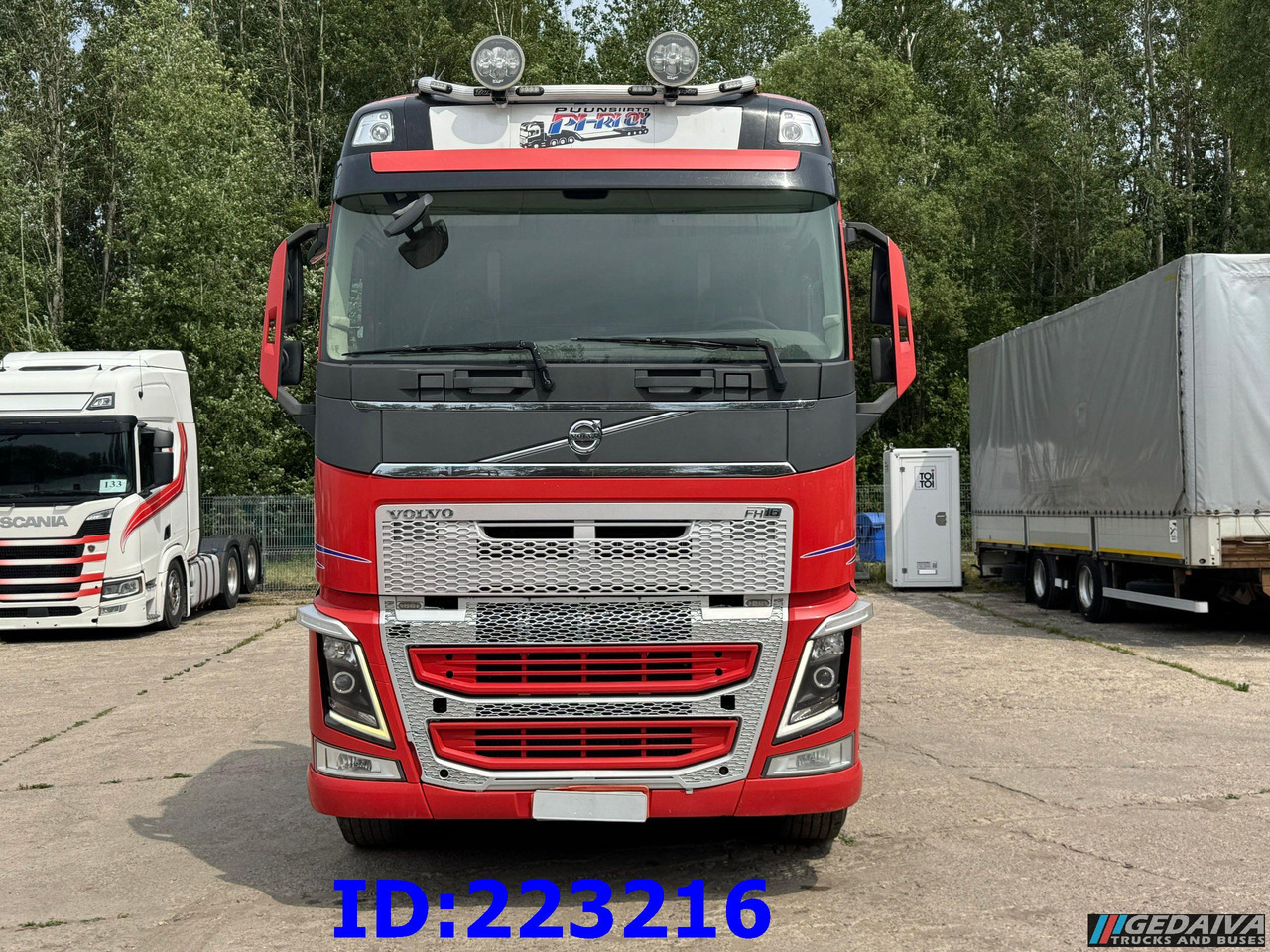 VOLVO FH16 700HP 8X4 Big axle - Fahrgestell LKW: das Bild 2 VOLVO FH16 700HP 8X4 Big axle - Fahrgestell LKW: das Bild 2