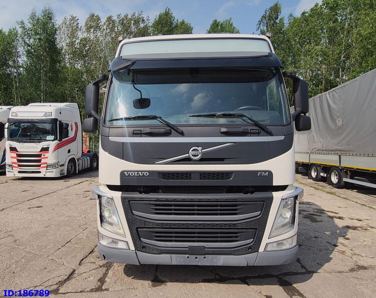 VOLVO FM13 500HP 6x2 - Fahrgestell LKW: das Bild 2 VOLVO FM13 500HP 6x2 - Fahrgestell LKW: das Bild 2
