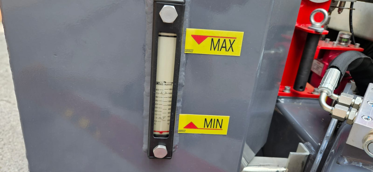 GOMAN LIFT X18 Trienergy - Raupenarbeitsbühne: das Bild 4 GOMAN LIFT X18 Trienergy - Raupenarbeitsbühne: das Bild 4