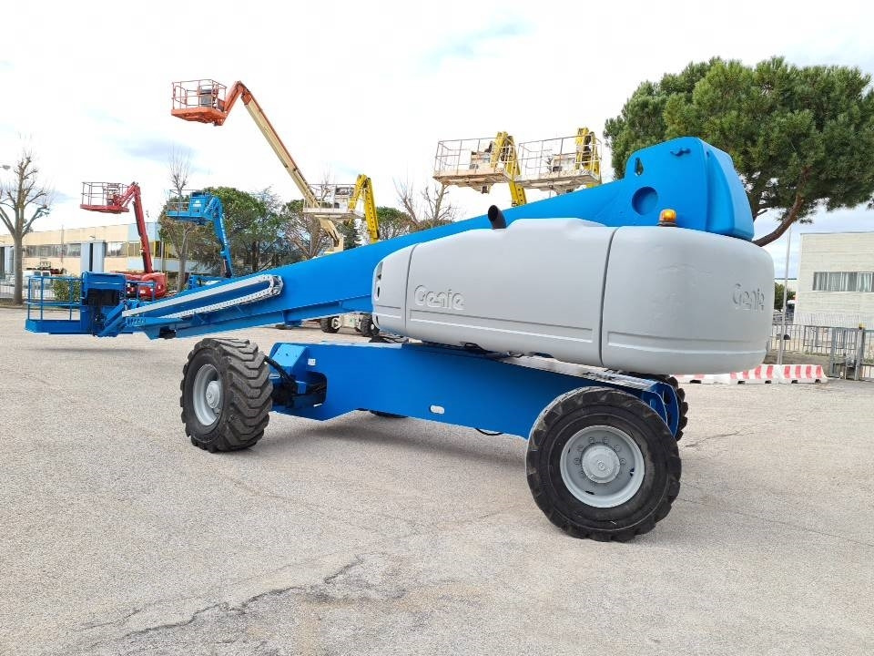 Genie S125 4WD - Teleskopbühne: das Bild 5 Genie S125 4WD - Teleskopbühne: das Bild 5