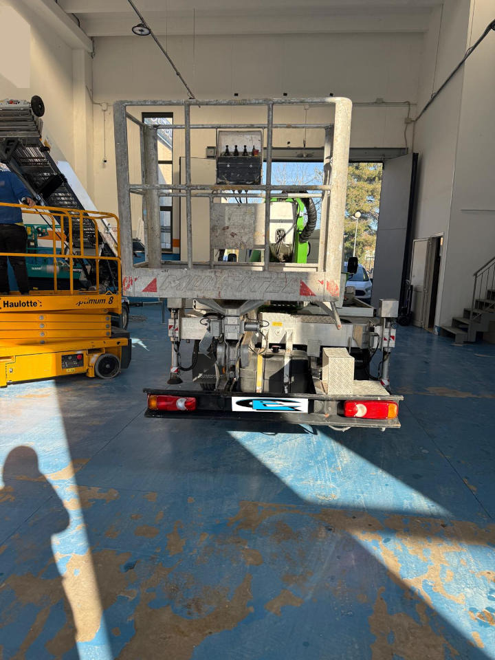 MULTITEL MX 250 - LKW mit Arbeitsbühne: das Bild 3 MULTITEL MX 250 - LKW mit Arbeitsbühne: das Bild 3