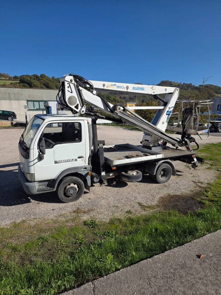Oil & Steel Snake 19.11 City - LKW mit Arbeitsbühne: das Bild 1 Oil & Steel Snake 19.11 City - LKW mit Arbeitsbühne: das Bild 1