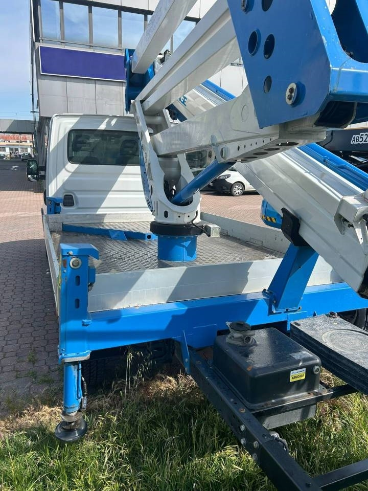 Socage 20D - LKW mit Arbeitsbühne: das Bild 4 Socage 20D - LKW mit Arbeitsbühne: das Bild 4