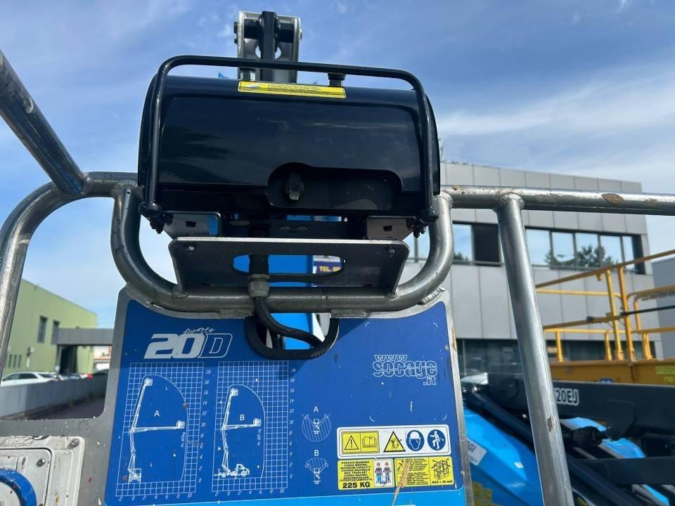 Socage 20D - LKW mit Arbeitsbühne: das Bild 5 Socage 20D - LKW mit Arbeitsbühne: das Bild 5