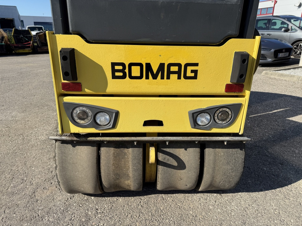 Bomag BW 120 AC-5 (111743) - Straßenwalze: das Bild 4 Bomag BW 120 AC-5 (111743) - Straßenwalze: das Bild 4