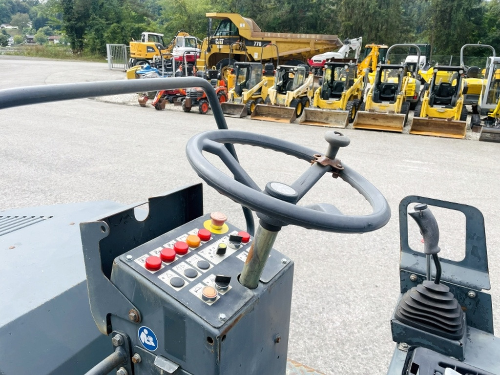 Bomag BW120 AD-3 (4046) - Straßenwalze: das Bild 4 Bomag BW120 AD-3 (4046) - Straßenwalze: das Bild 4