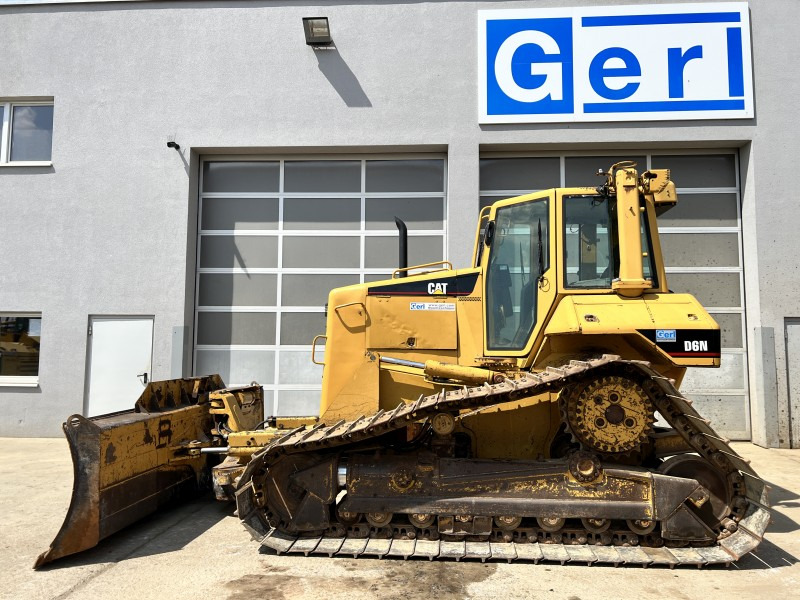 Caterpillar D 6 N LGP (110525) - Bulldozer: das Bild 1 Caterpillar D 6 N LGP (110525) - Bulldozer: das Bild 1