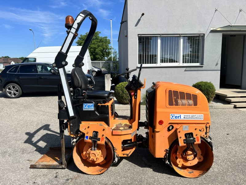 Dynapac DC 900 (110585) - Straßenwalze: das Bild 4 Dynapac DC 900 (110585) - Straßenwalze: das Bild 4